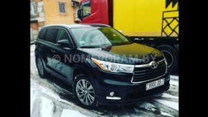 Автомобиль с номером 9900ОВ7, г. Минск