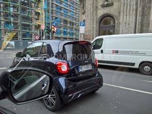 Автомобиль с номером NЕА8001Е, МО / Погранвойска