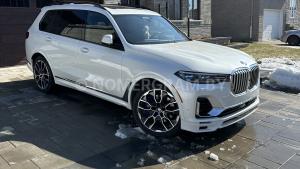Автомобиль с номером WL210Н, МО / Погранвойска