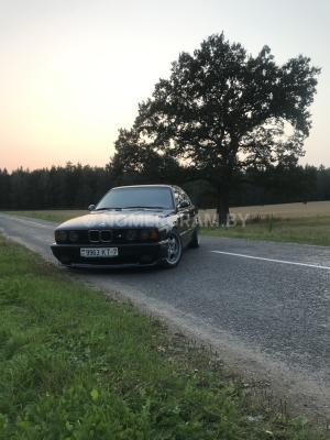 Автомобиль с номером 9963КТ7, г. Минск
