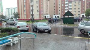 Автомобиль с номером YWМНН7, г. Минск