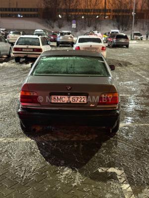 Автомобиль с номером 9797АВ7, г. Минск