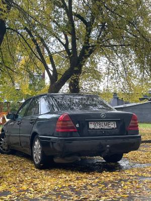 Автомобиль с номером 9784МЕ1, Брестская обл.