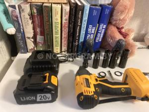 Автомобиль с номером LІО220, МО / Погранвойска