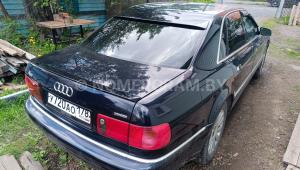 Автомобиль с номером Y720АО178, г. Минск
