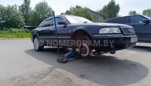 Автомобиль с номером Y72UАО, МО / Погранвойска