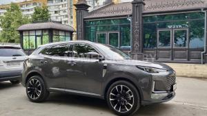 Автомобиль с номером Y619ЕН77, г. Минск