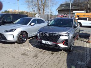 Автомобиль с номером Y740ВЕ250, МО / Погранвойска